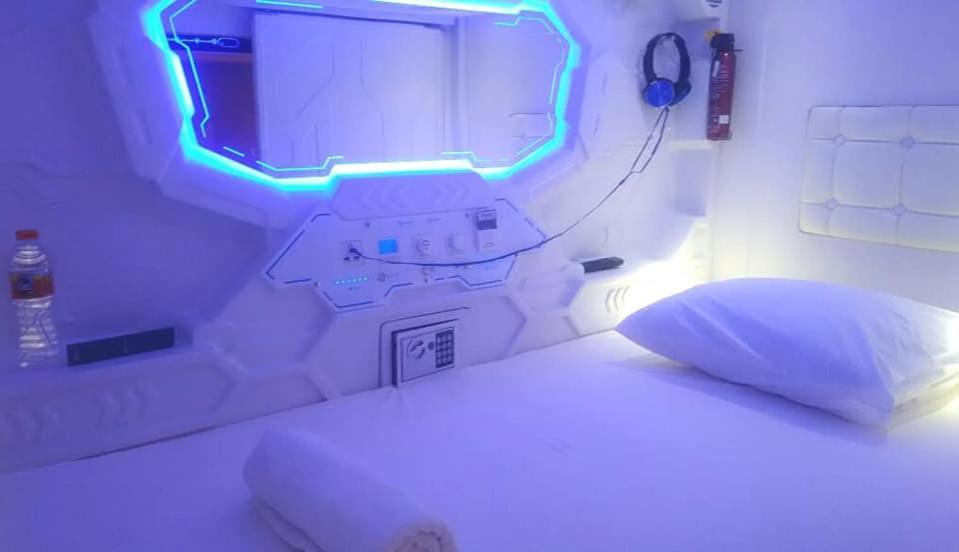 Hotel Shakti Capsule Bandung Eksteriør billede